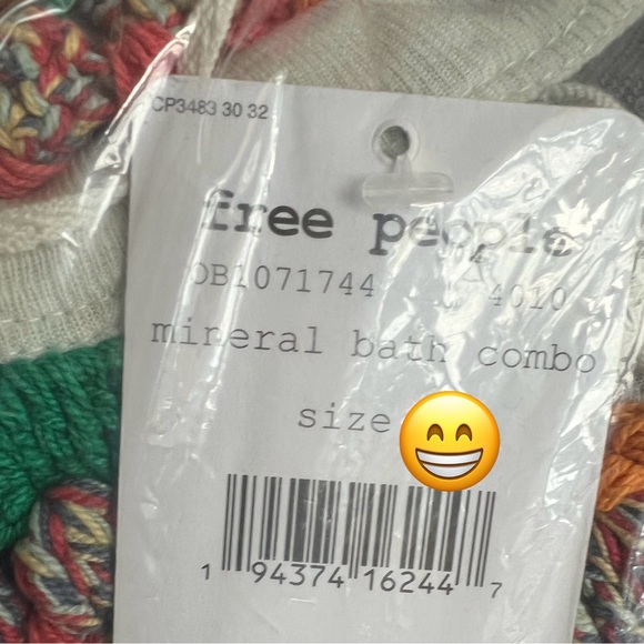 Free People -NWT- Spring Bound -Quarter Sleeve Top- Mineral Bath Combo - XS/S/M - Picture 5 of 6